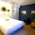 Le Floreal, Great Quiet Appt In Very Town Center Apartment *