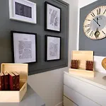 Le Floreal, Great Quiet Appt In Very Town Center Apartment Tours