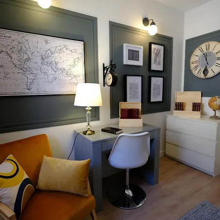 Le Floreal, Great Quiet Appt In Very Town Center Apartment
