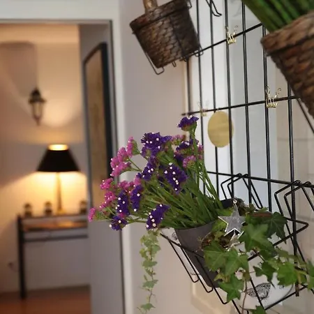 Le Floreal, Great Quiet Appt In Very Town Center *