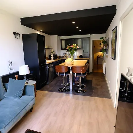 Le Floreal, Great Quiet Appt In Very Town Center *