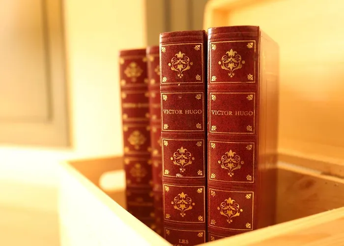 Le Floreal, Great Quiet Appt In Very Town Center 图尔