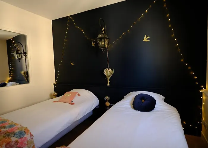 Le Floreal, Great Quiet Appt In Very Town Center * Tours